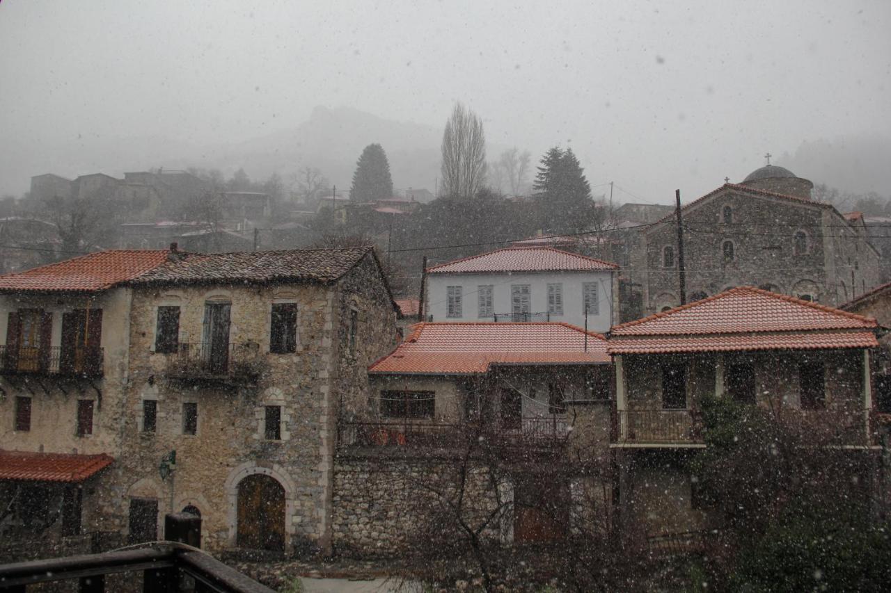 Tsarbou Guesthouse Stemnitsa Exterior photo